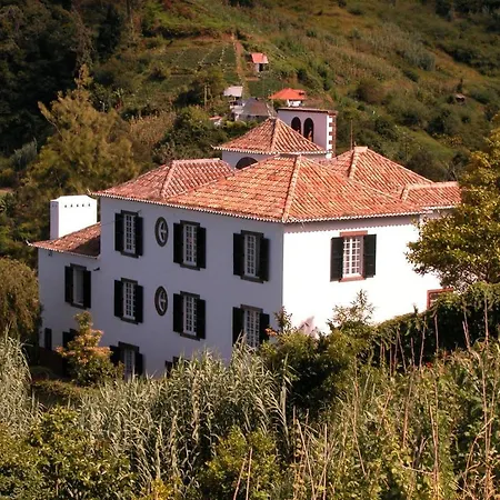 Guest house Quinta Da Capela 4*